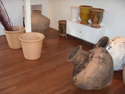 Antieke wijnvaas  85 cm hoogte 83 cm diameter
